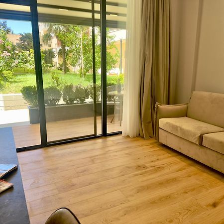 Elmar Comfort Vlorë Екстериор снимка