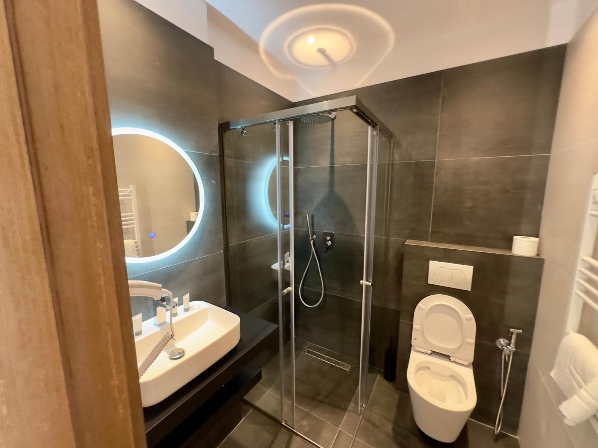 Elmar Comfort Vlorë Екстериор снимка