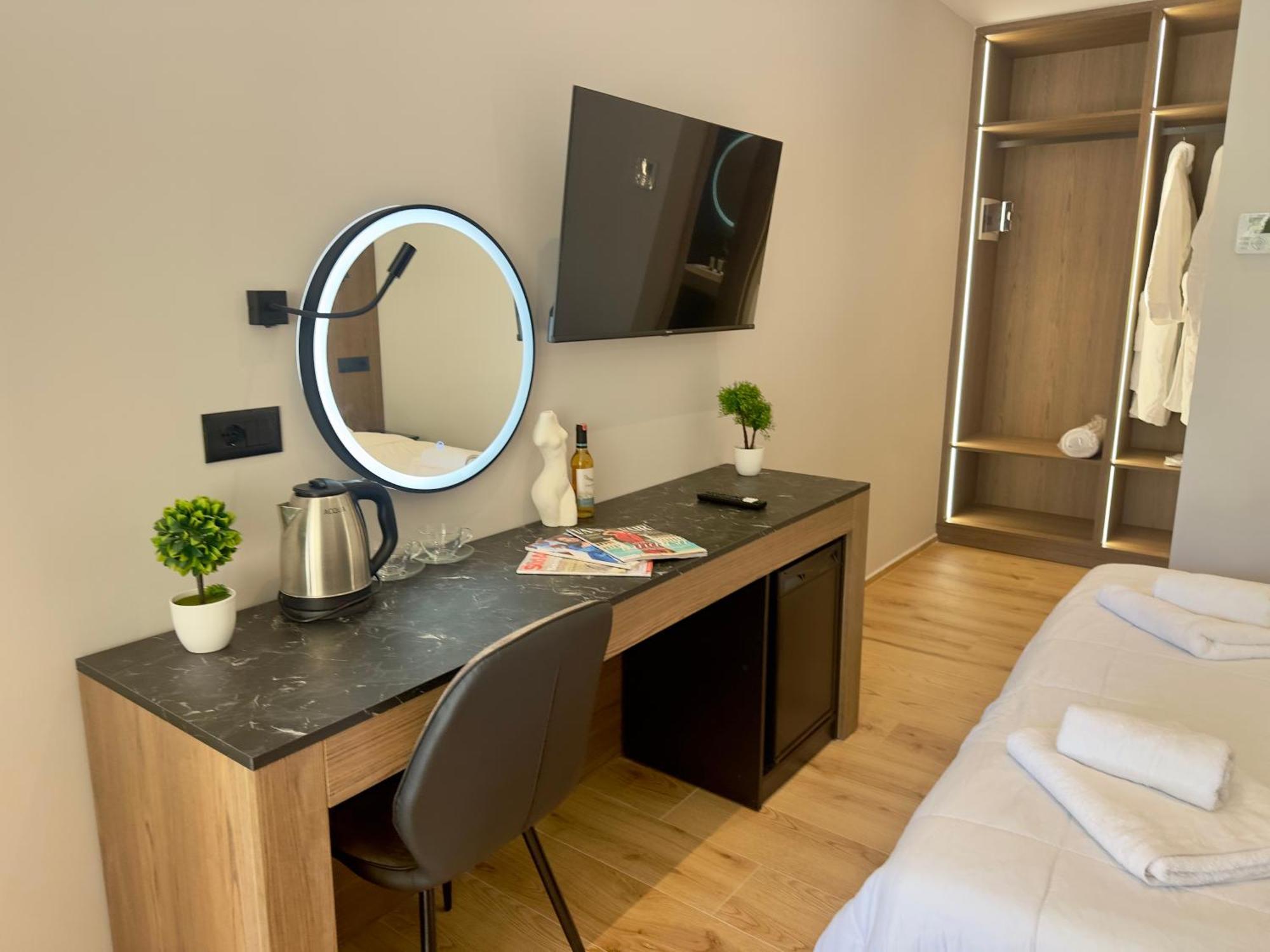 Elmar Comfort Vlorë Екстериор снимка