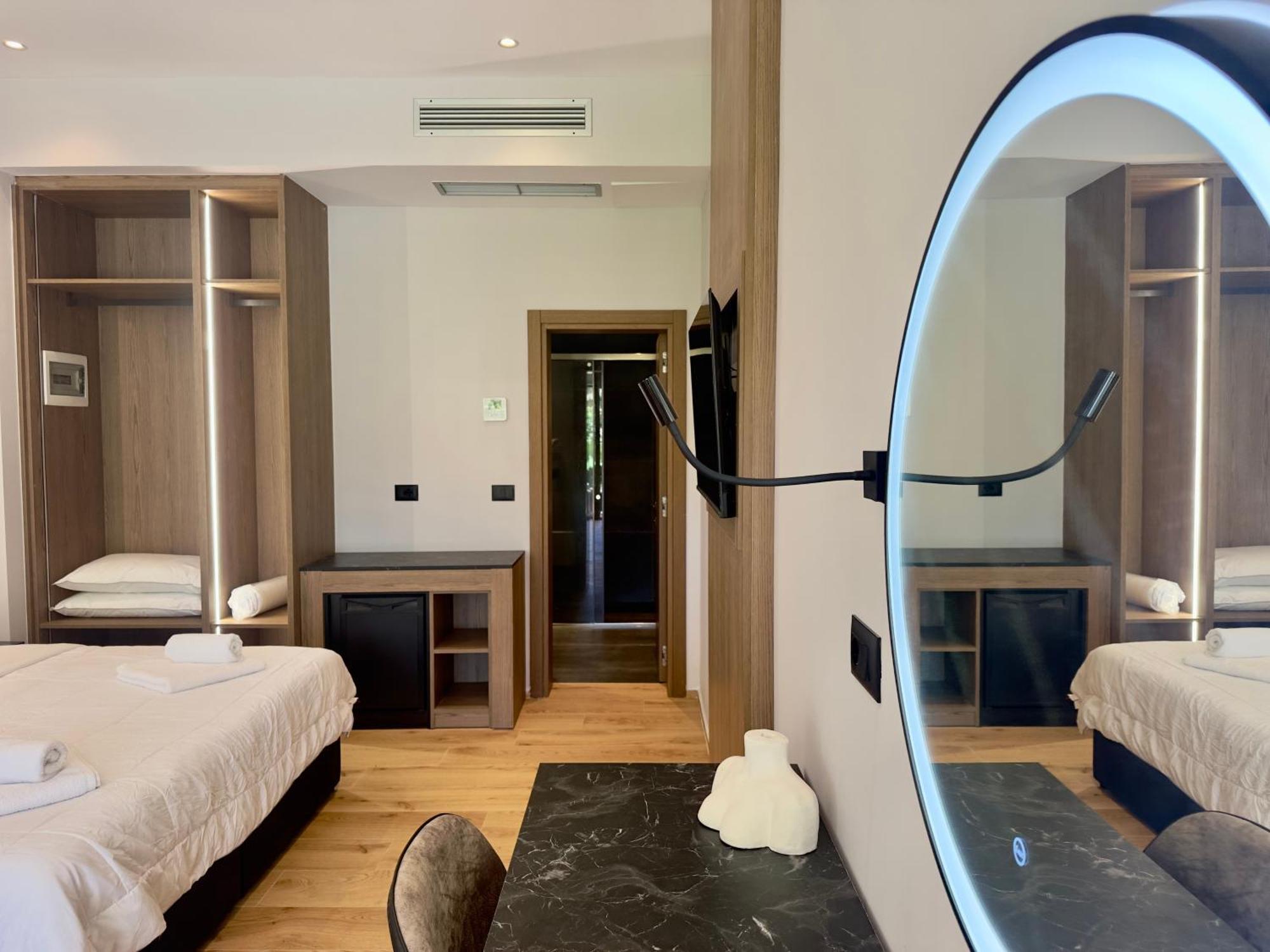 Elmar Comfort Vlorë Екстериор снимка